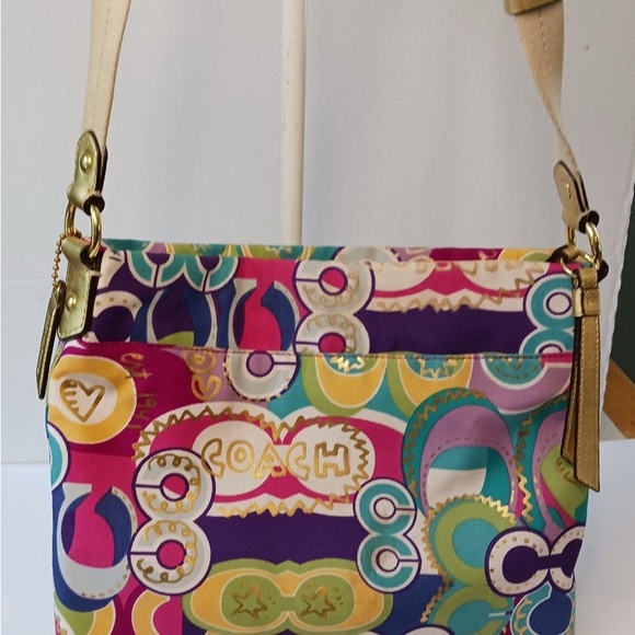 Coach Poppy Glam Bag. - Picture 3 of 12